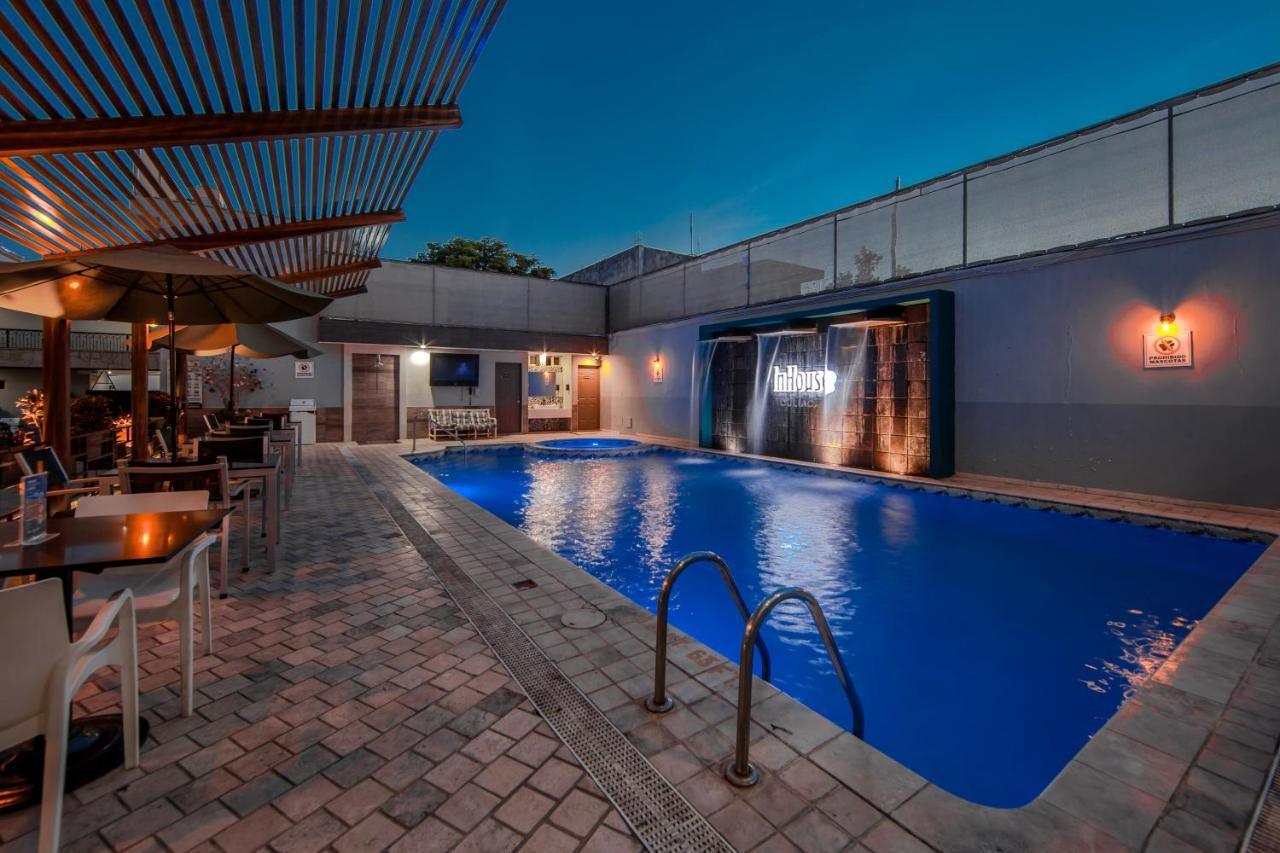 Inhouse Culiacán Exteriör bild